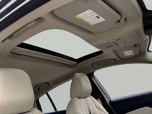 New 2026 Nissan Sentra SL FWD image 13