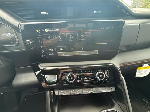 New 2026 GMC Sierra 1500 AT4 w/ AT4 Premium Package AWD/4WD image 40