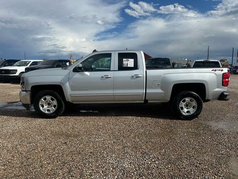 Used 2019 Chevrolet Silverado 1500 LT AWD/4WD image 6