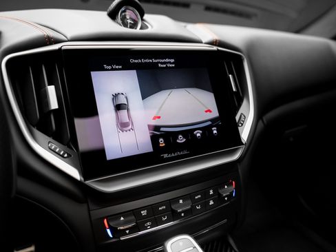 Used 2021 Maserati Ghibli Trofeo image 54