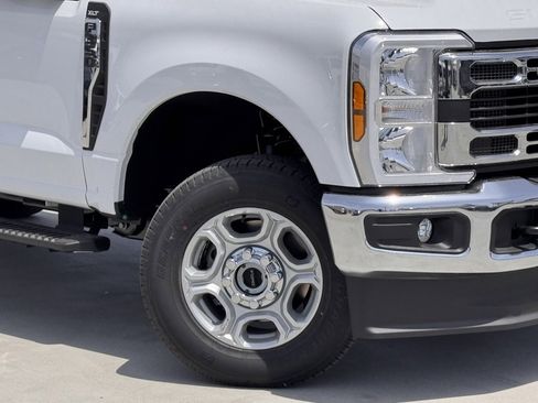 New 2025 Ford F350 XLT image 4