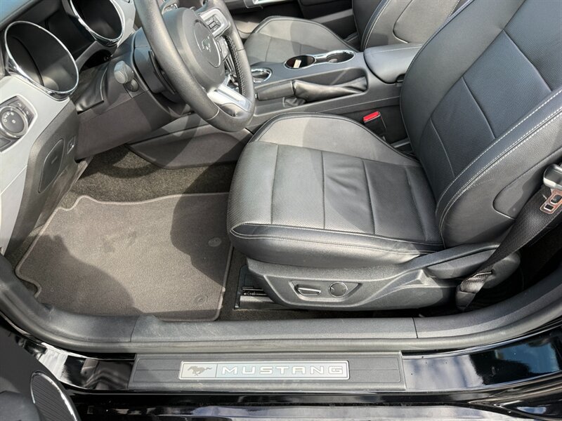 Used 2015 Ford Mustang GT Premium w/ Equipment Group 401A RWD image 35