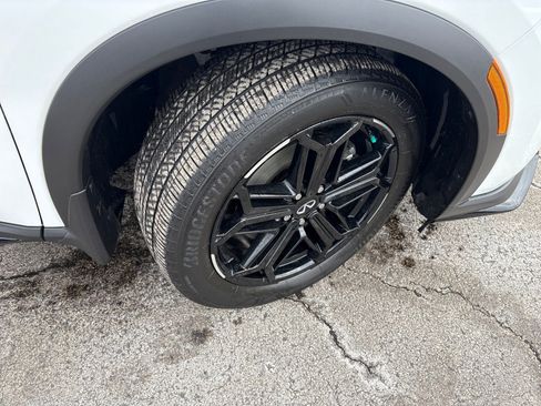 Certified 2026 INFINITI QX60 Sport w/ Dark Cargo Package image 33