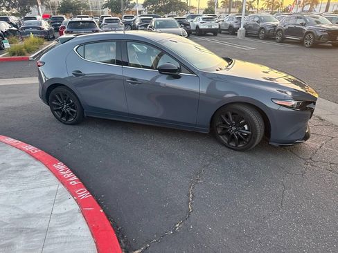 Used 2021 MAZDA MAZDA3 Hatchback w/Premium Plus Pkg AWD/4WD image 31
