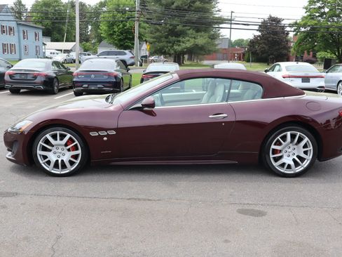 Used 2014 Maserati GranTurismo Sport RWD image 9