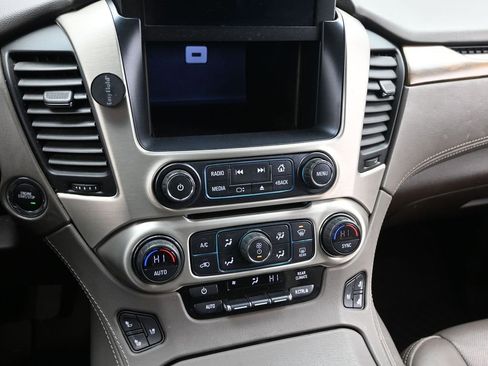 Used 2020 GMC Yukon XL Denali w/ Enhanced Security Package image 21