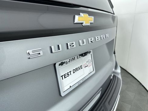 New 2026 Chevrolet Suburban LT w/ Comfort Package image 32