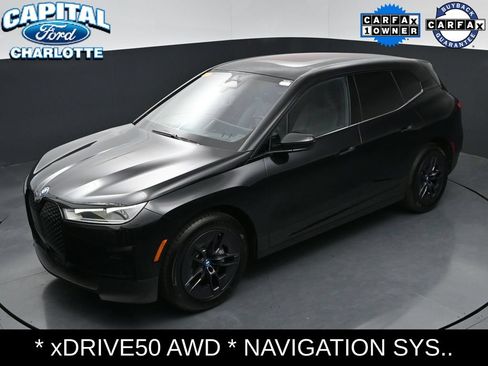 Used 2023 BMW iX xDrive50 AWD/4WD image 27