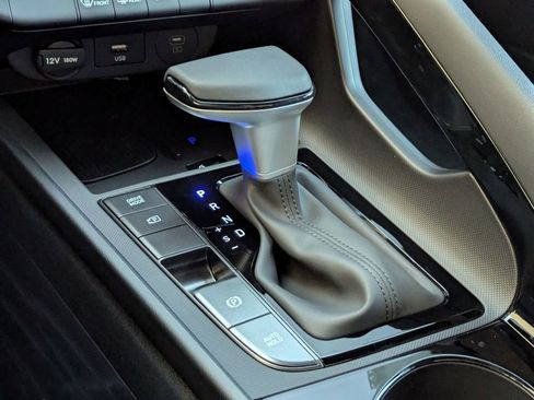 New 2025 Hyundai Elantra SEL image 21