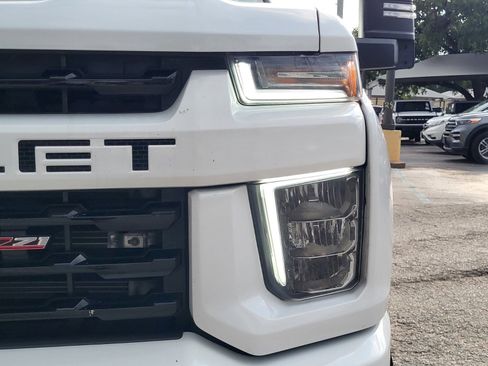 Used 2025 Chevrolet Silverado 2500 LT w/ Z71 Chrome Sport Edition AWD/4WD image 11