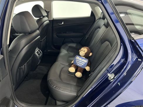 Used 2019 Kia Optima EX image 23