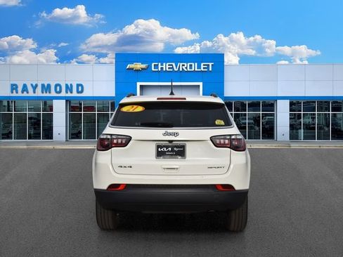 Used 2021 Jeep Compass Sport w/ Cold Weather Group AWD/4WD image 4