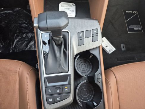 New 2026 Kia Sportage X-Line w/ X-Line Technology Package AWD/4WD image 9