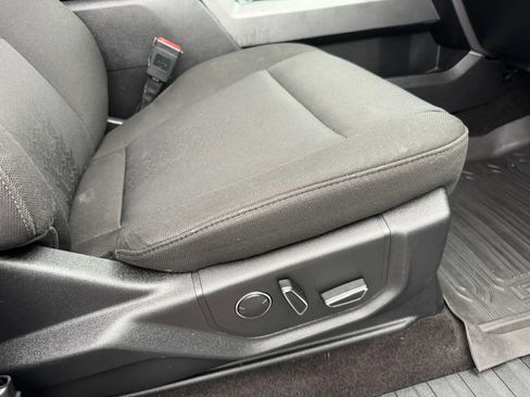 Used 2018 Ford F150 XLT w/ Equipment Group 302A Luxury AWD/4WD image 25