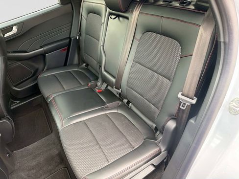 Used 2025 Ford Escape ST-Line w/ Cold Weather Package AWD/4WD image 14