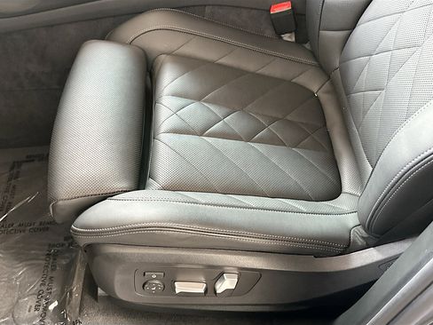 Used 2025 BMW X5 sDrive40i w/ M Sport Package RWD image 20