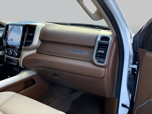 Used 2021 RAM 1500 Laramie AWD/4WD image 18