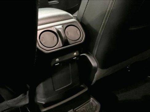 Used 2021 Jeep Wrangler Unlimited Sport AWD/4WD image 35