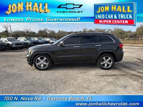 Used 2011 Jeep Grand Cherokee Limited w/ Luxury Group II image 4