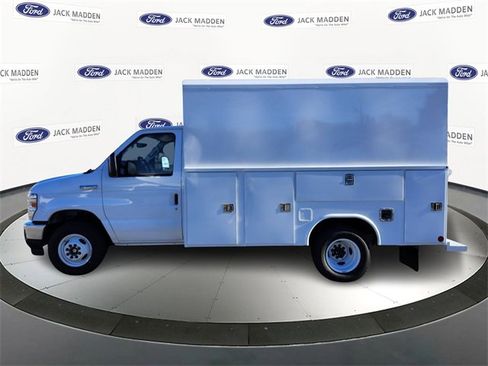 New 2026 Ford E-350 and Econoline 350 Super Duty w/ Power Equipment Group image 2
