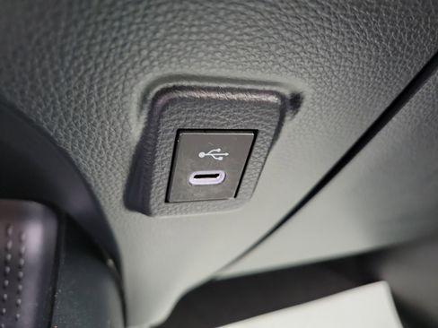 Certified 2024 Toyota Corolla SE w/ Convenience Package image 25