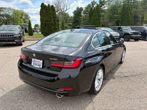 Used 2025 BMW 330i xDrive Sedan AWD/4WD image 4