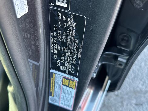 Used 2024 Kia Forte LXS image 27