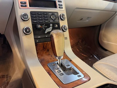 Used 2007 Volvo S80 3.2 image 20