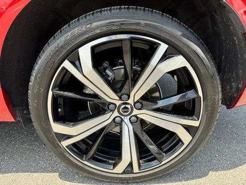Used 2024 Volvo XC60 B5 Ultimate image 15