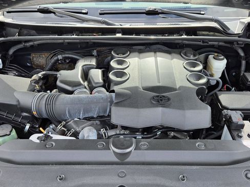 Used 2024 Toyota 4Runner SR5 image 59