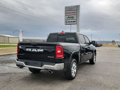 Used 2025 RAM 1500 Big Horn AWD/4WD image 5