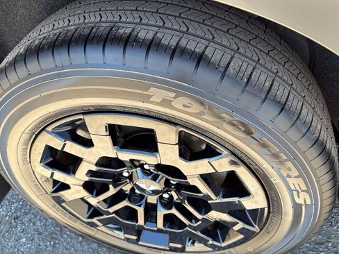 New 2026 Mitsubishi Outlander AWD image 15
