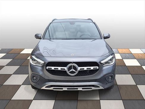 Used 2022 Mercedes-Benz GLA 250 4MATIC w/ Premium Package Lite image 2