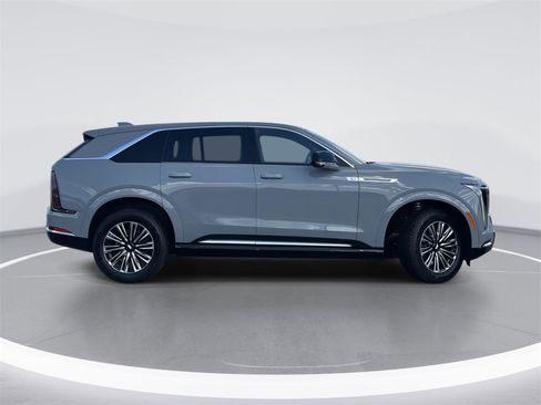 New 2026 Cadillac Escalade IQ Luxury 1 image 2