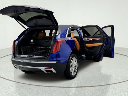 Used 2024 Cadillac XT5 Premium Luxury w/ LPO, Floor Liner Package AWD/4WD image 12