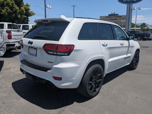 Used 2018 Jeep Grand Cherokee SRT AWD/4WD image 3