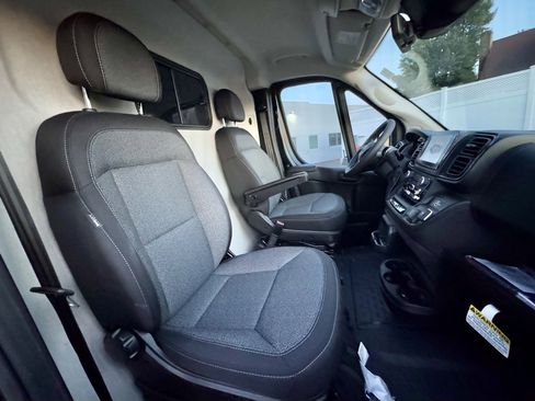 Used 2025 RAM ProMaster 3500 w/ Safety Group image 21