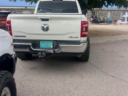 Used 2022 RAM 2500 Laramie AWD/4WD image 5