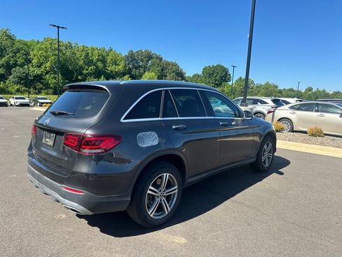 Used 2022 Mercedes-Benz GLC 300 image 5