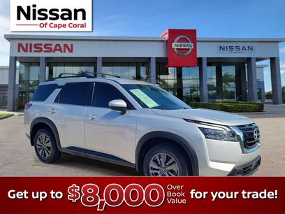 Used 2023 Nissan Pathfinder SV