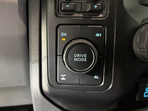 Used 2025 Ford F350 XL w/ STX Appearance Package AWD/4WD image 17