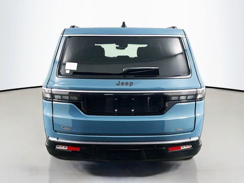 New 2026 Jeep Grand Wagoneer L 2WD image 6