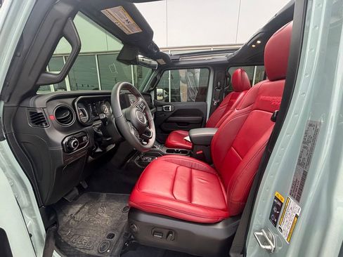 Used 2024 Jeep Wrangler Unlimited Rubicon 392 AWD/4WD image 9