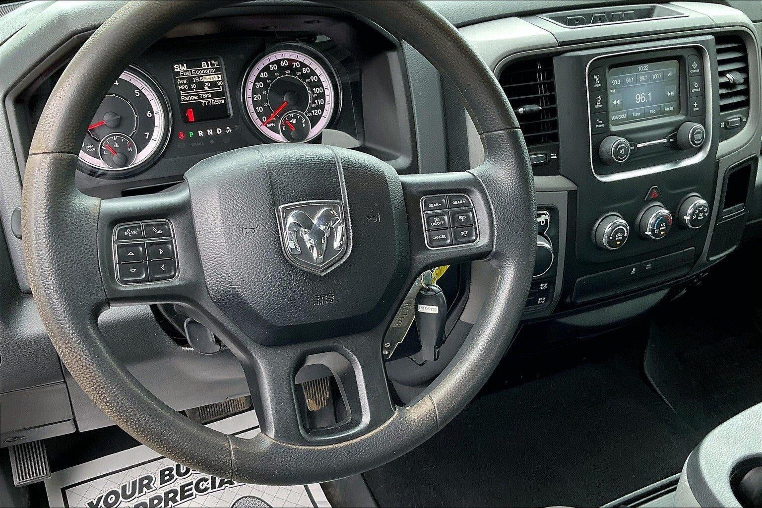 Used 2018 RAM 1500 Express w/ Express Value Package AWD/4WD image 4
