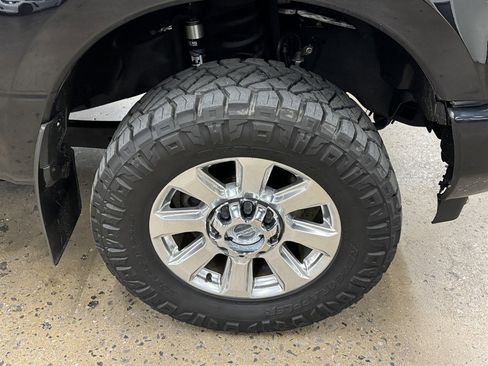 Used 2019 Ford F250 Platinum w/ Platinum Ultimate Package AWD/4WD image 20