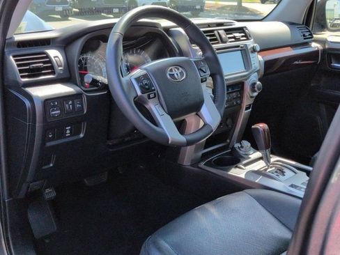 Certified 2018 Toyota 4Runner Limited AWD/4WD image 9