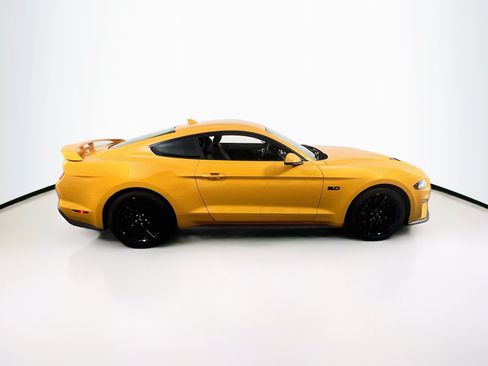 Used 2022 Ford Mustang GT Premium w/ GT Performance Package RWD image 4