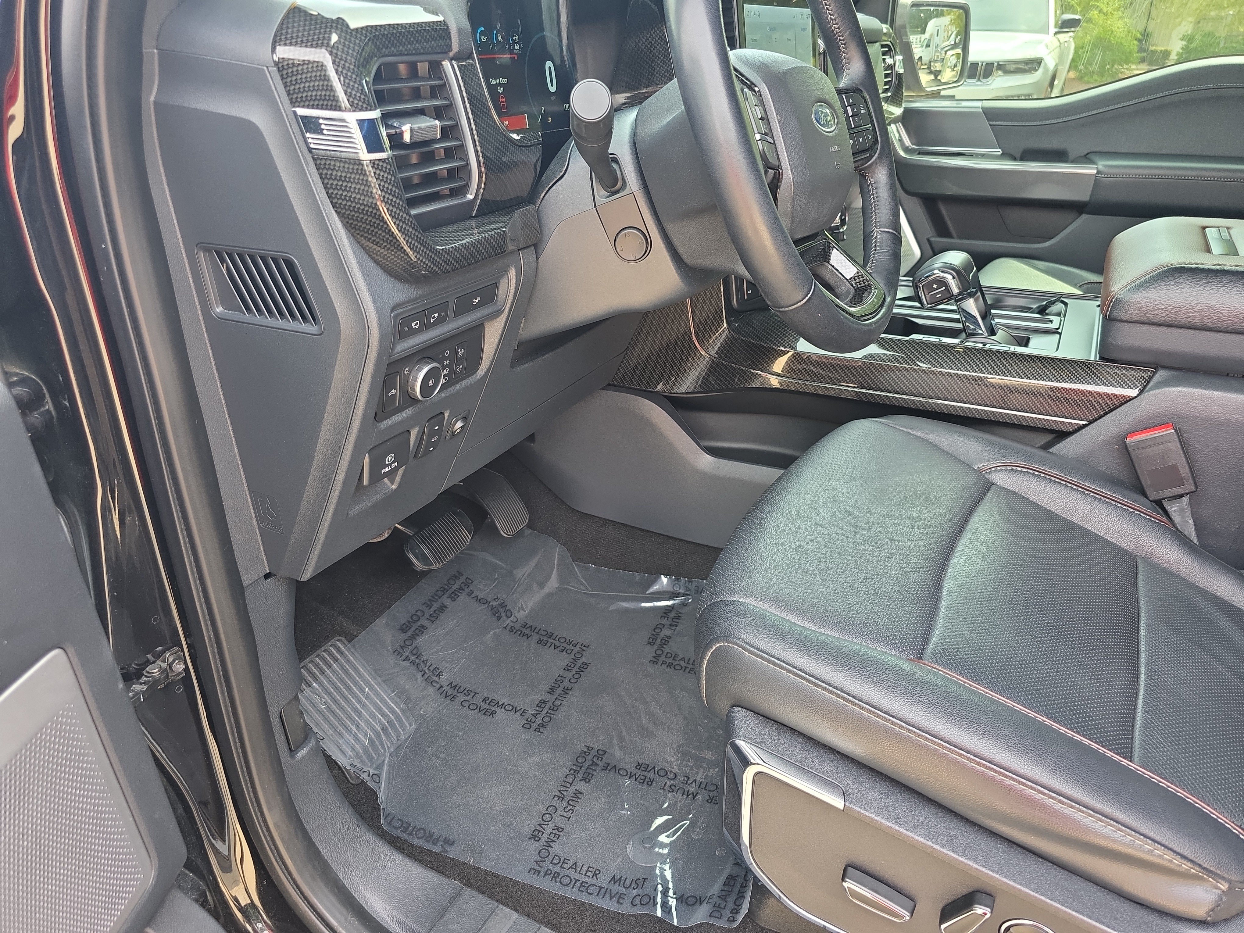 Used 2022 Ford F150 Lariat w/ Equipment Group 502A High AWD/4WD image 16