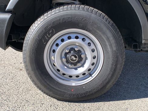 New 2025 Ford Bronco 4-Door image 12