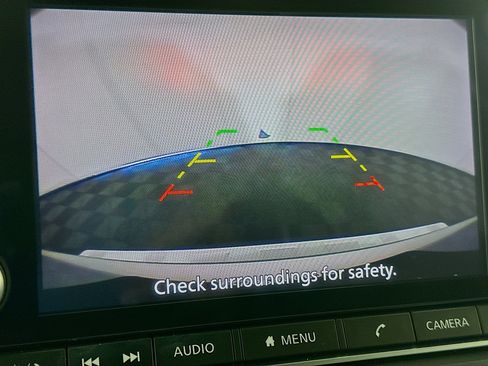 Used 2023 Nissan Rogue SV AWD/4WD image 23